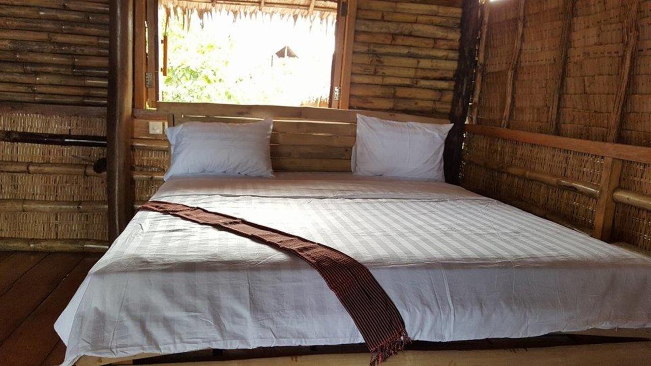 Tree Bar Hostel Koh Rong Sanloem Esterno foto