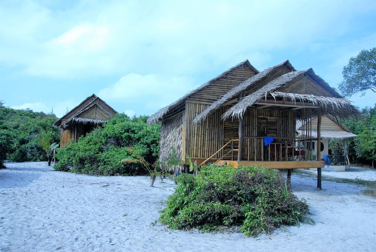 Tree Bar Hostel Koh Rong Sanloem Esterno foto