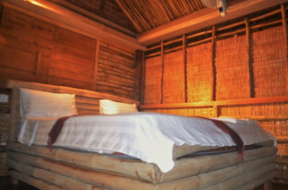 Tree Bar Hostel Koh Rong Sanloem Esterno foto
