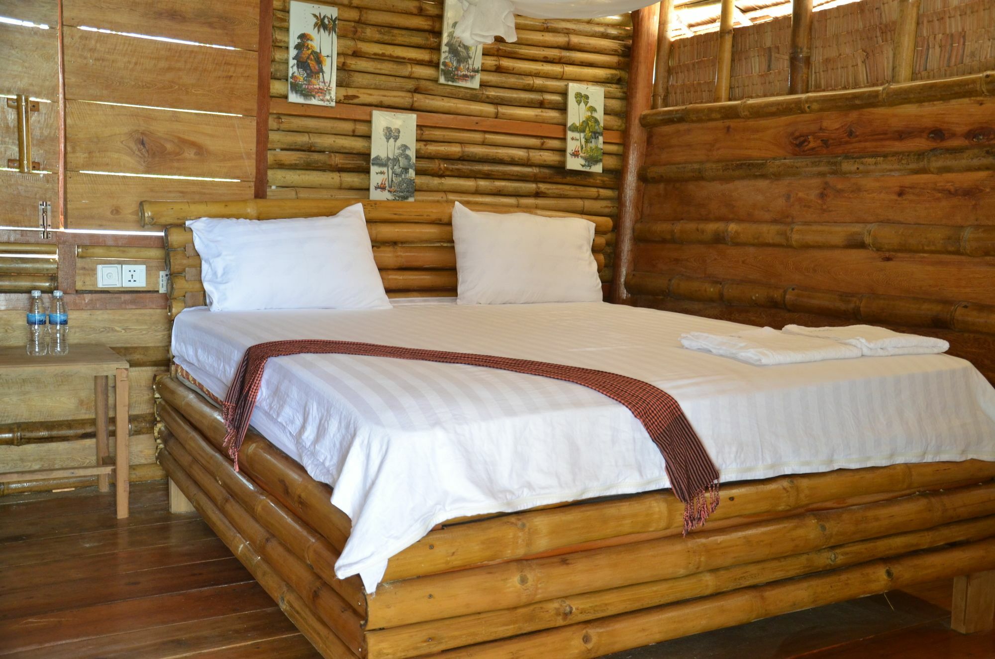 Tree Bar Hostel Koh Rong Sanloem Esterno foto